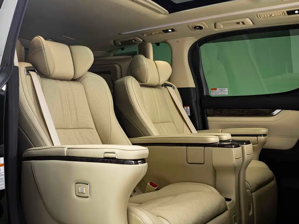 Toyota Vellfire 2021 — фото 14