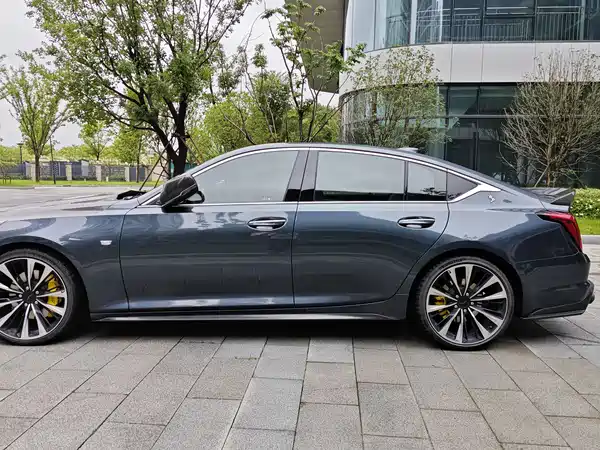 Cadillac CT5 2022