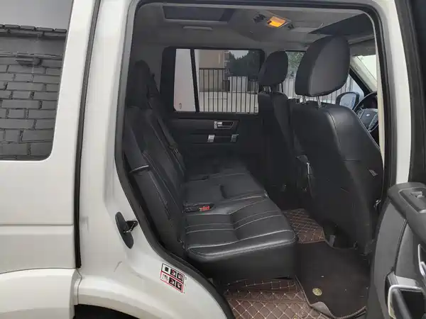 Land Rover Discovery 2016