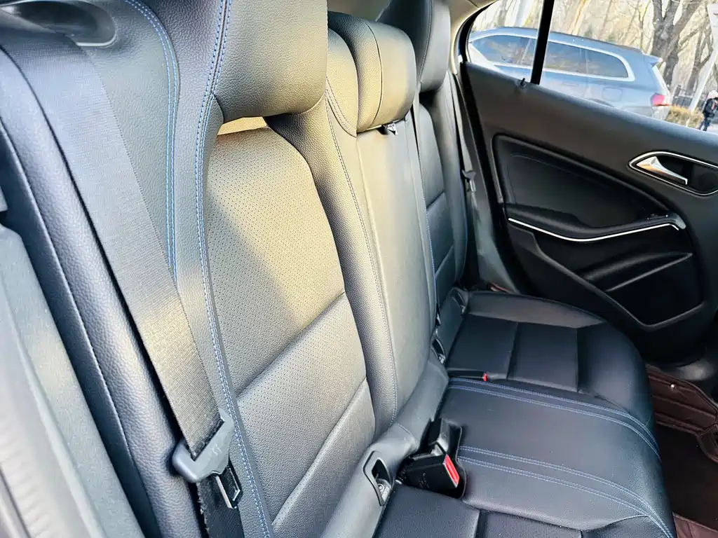 Mercedes-Benz GLA 2019 — фото 24