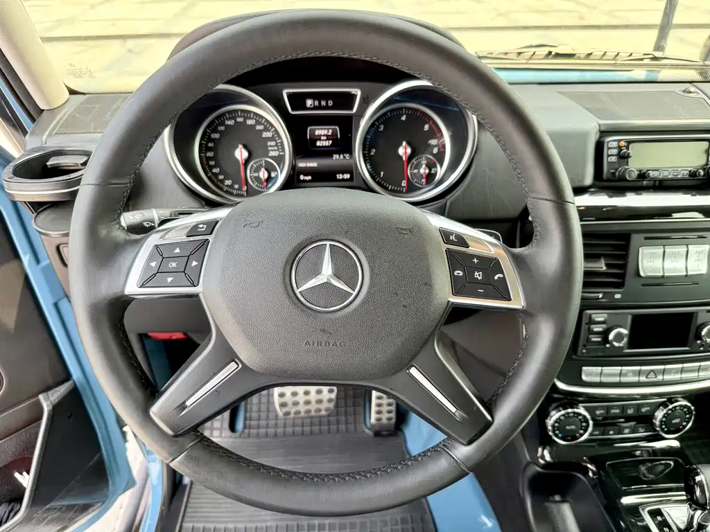 Mercedes-Benz G-Class 2017 — фото 14