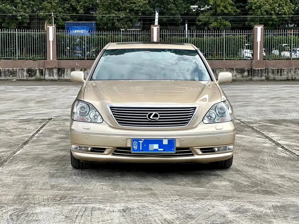 Lexus LS 2006