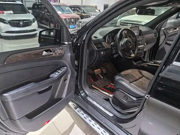 Mercedes-Benz GLE 2017