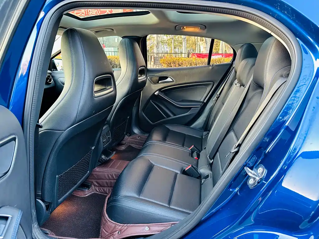 Mercedes-Benz GLA 2019 — фото 14