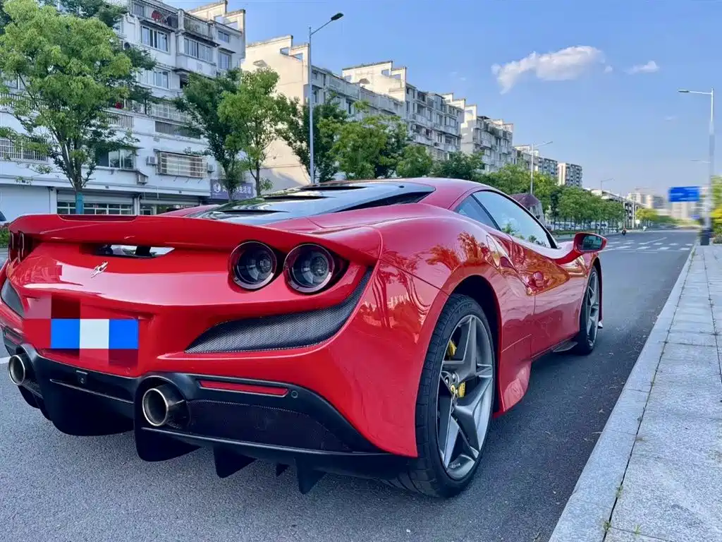 Ferrari F8 2022 — фото 3