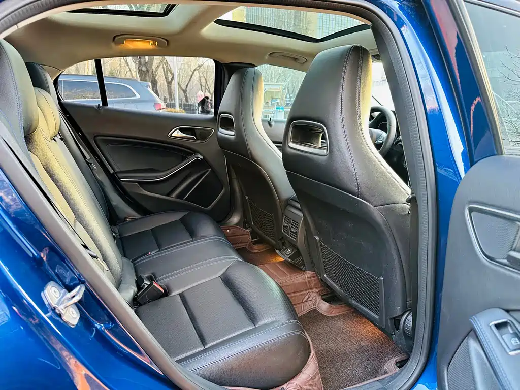 Mercedes-Benz GLA 2019 — фото 22