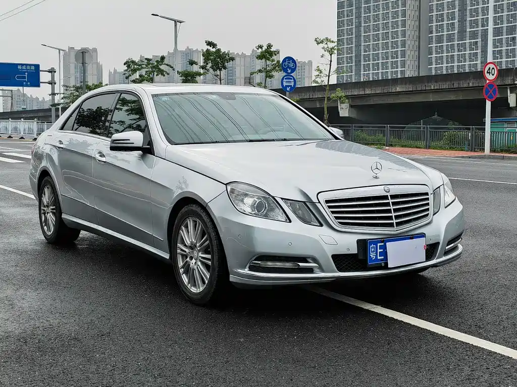 Mercedes-Benz E-Class 2013