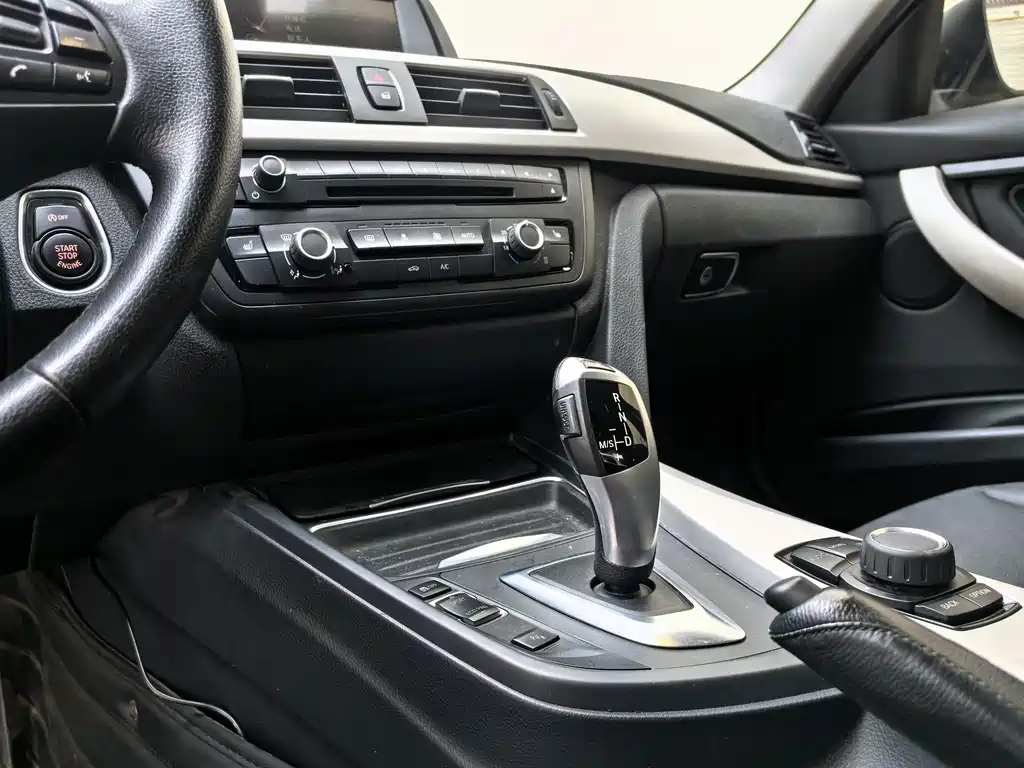 BMW 3 Series 2015