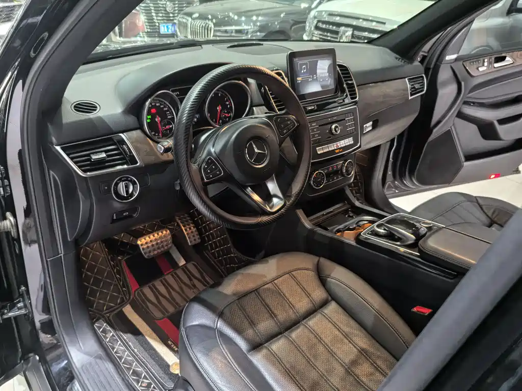 Mercedes-Benz GLE 2017 — фото 5
