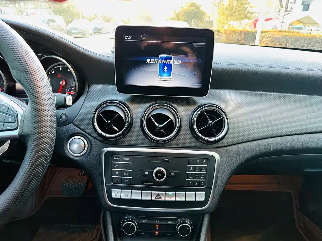 Mercedes-Benz GLA 2019 — фото 20