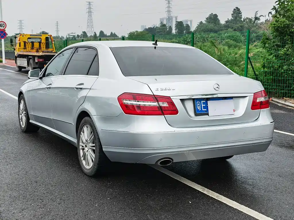 Mercedes-Benz E-Class 2013