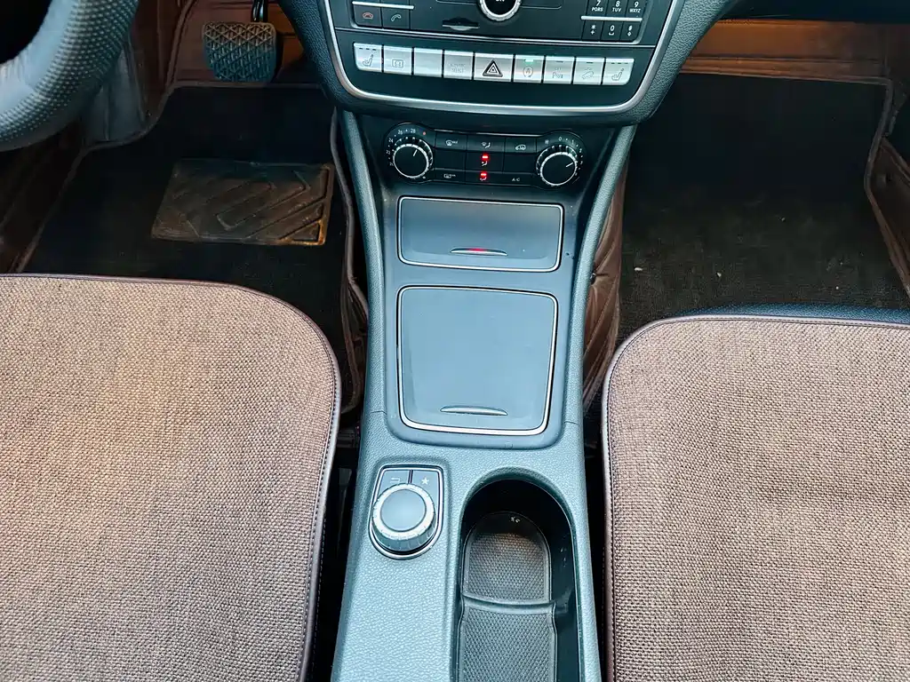 Mercedes-Benz GLA 2019 — фото 21
