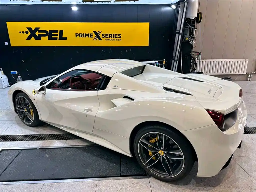 Ferrari 488 2018 — фото 3
