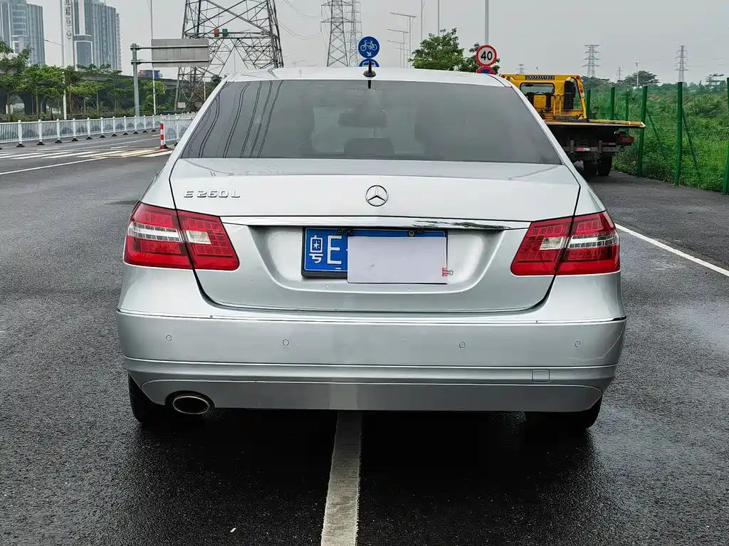 Mercedes-Benz E-Class 2013