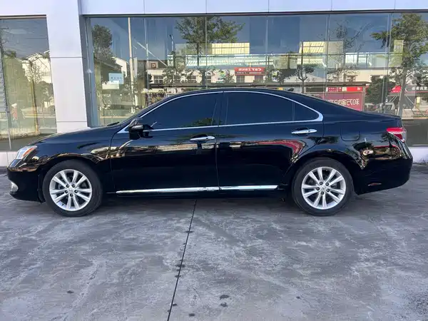 Lexus ES 2010