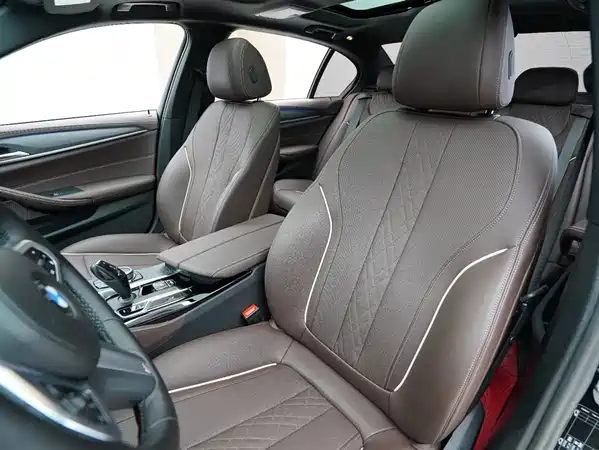 BMW 5 Series 2022