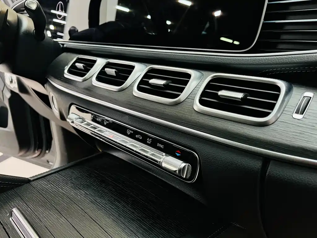 Mercedes-Benz GLS 2023 — фото 14