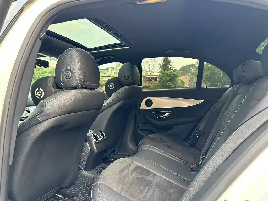 Mercedes-Benz E-Class 2018 — фото 8