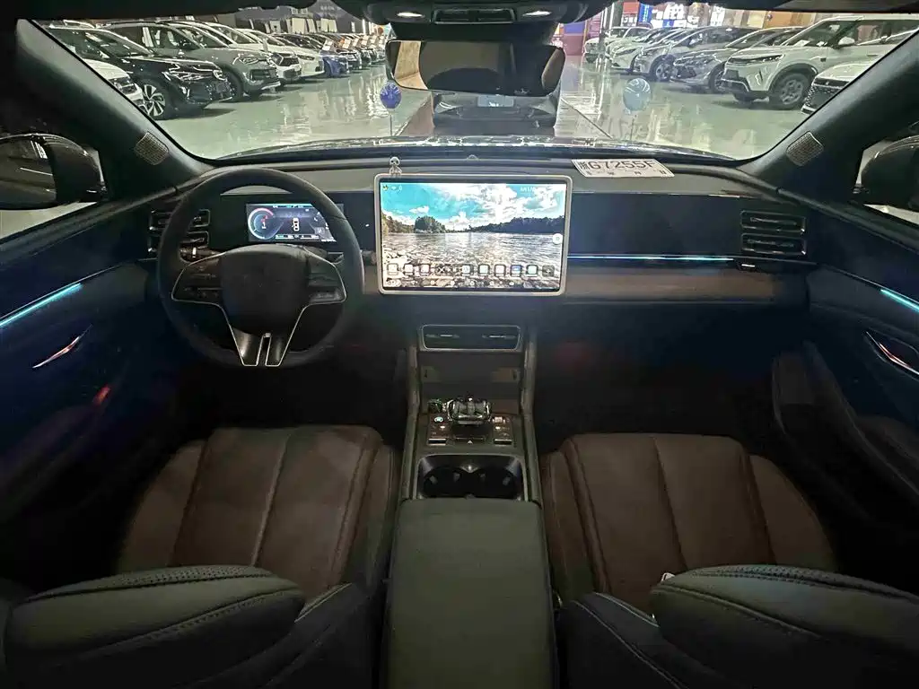 BYD Qin L 2025 — фото 12