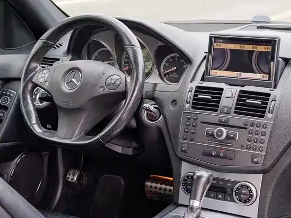 Mercedes-Benz C-Class AMG 2010