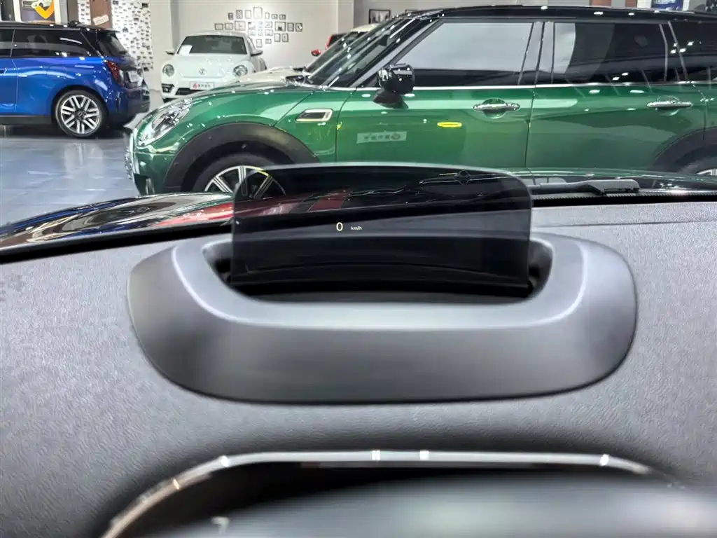 MINI JCW Countryman 2021 — фото 13
