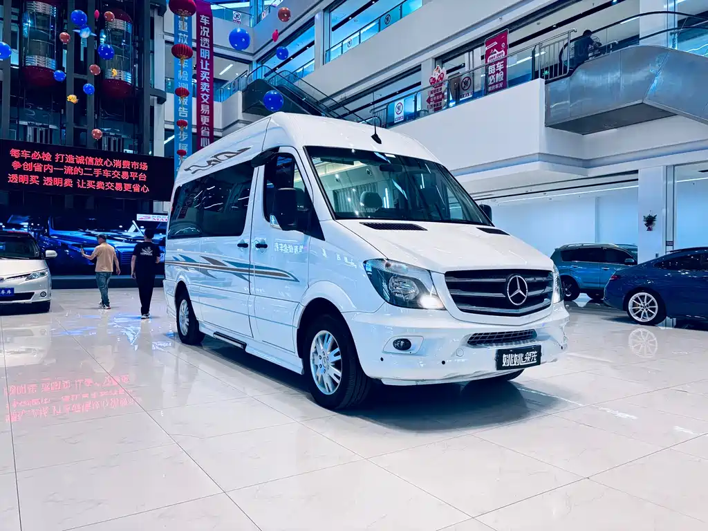 Mercedes-Benz Sprinter 2018 — фото 15