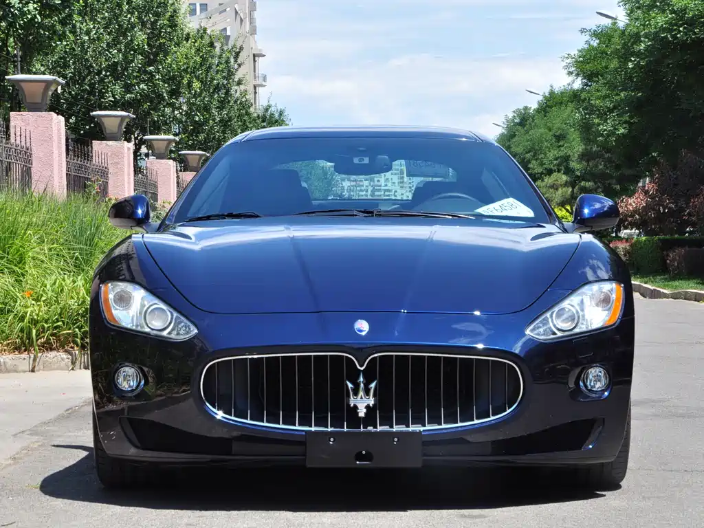 Maserati GranTurismo 2016 — фото 2