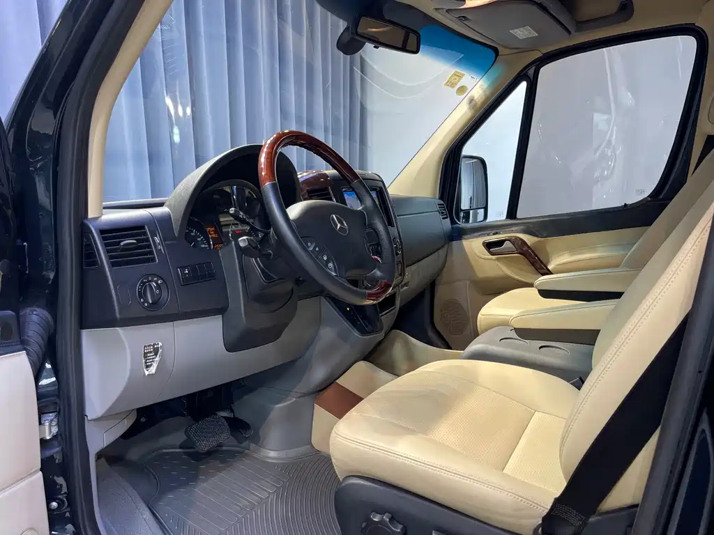 Mercedes-Benz Sprinter 2017 — фото 15