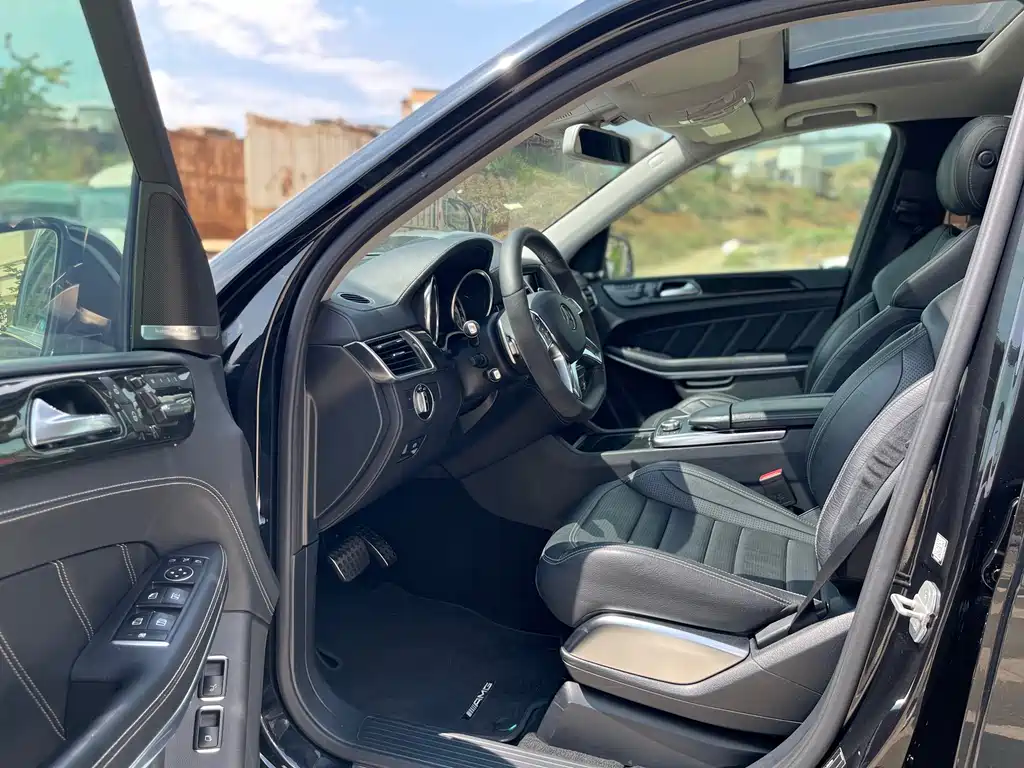 Mercedes-Benz GL-Class AMG 2015 — фото 9