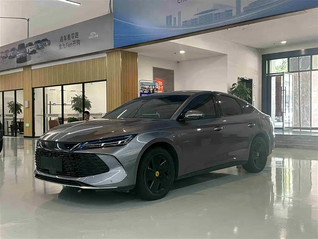 BYD Qin L 2025 — фото 1