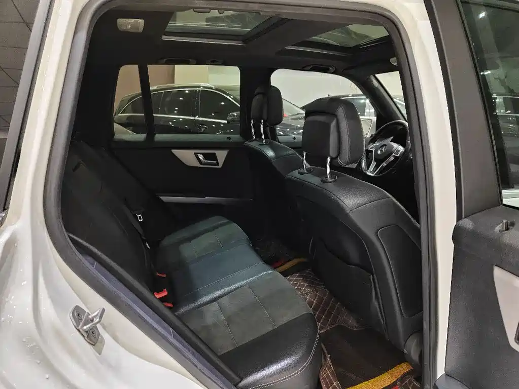 Mercedes-Benz GLK-Class 2015 — фото 9
