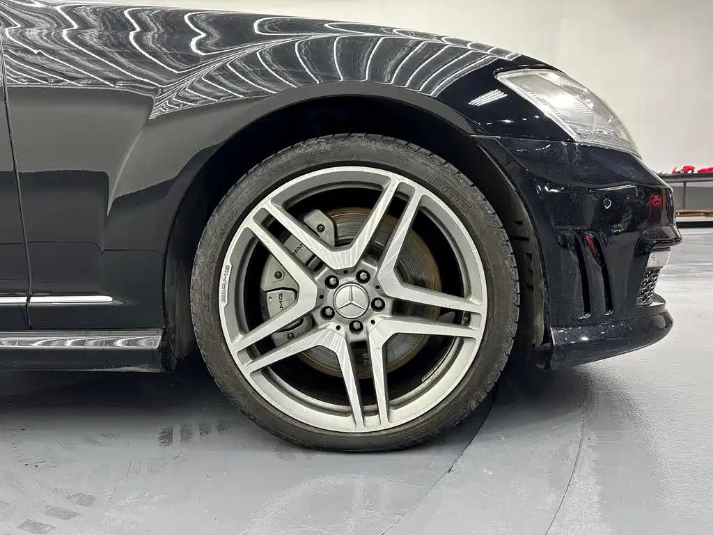 Mercedes-Benz S-Class AMG 2010 — фото 10