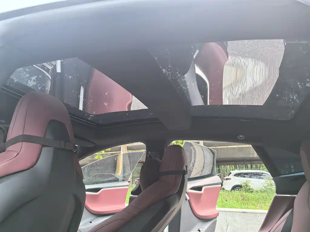 Tesla Model S 2015 — фото 13