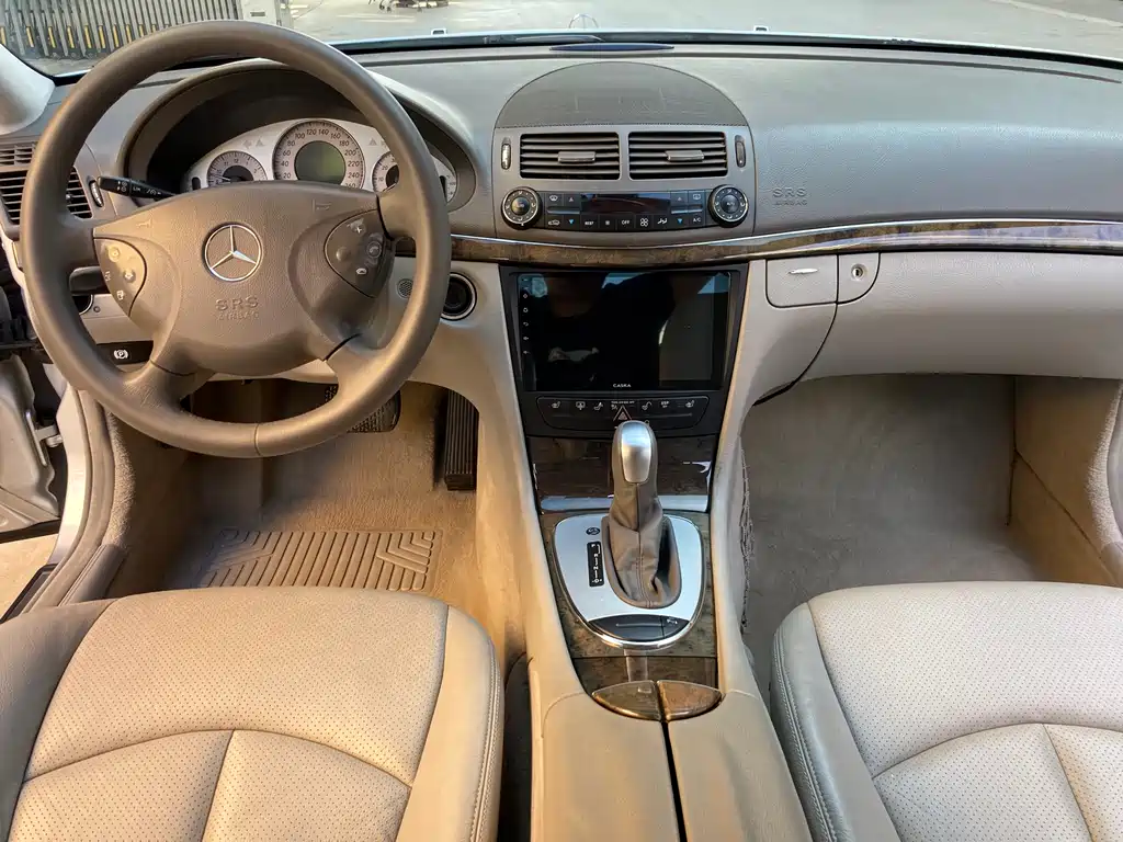 Mercedes-Benz E-Class 2006 — фото 16