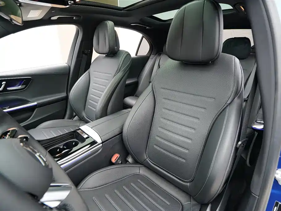 Mercedes-Benz C-Class 2022 — фото 4