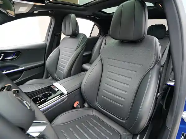 Mercedes-Benz C-Class 2022