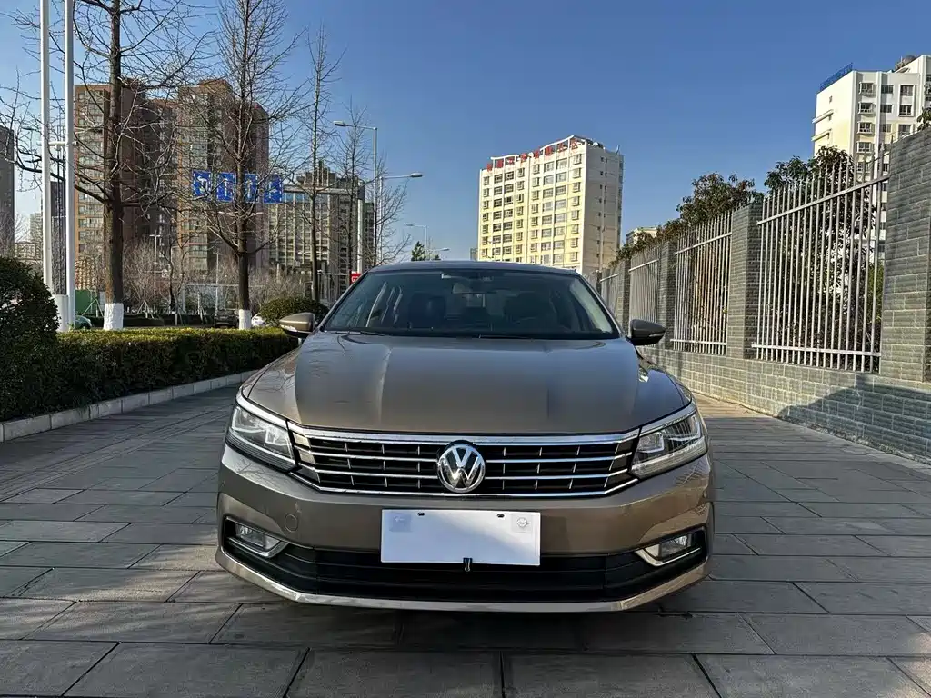 Volkswagen Passat 2016 — фото 2