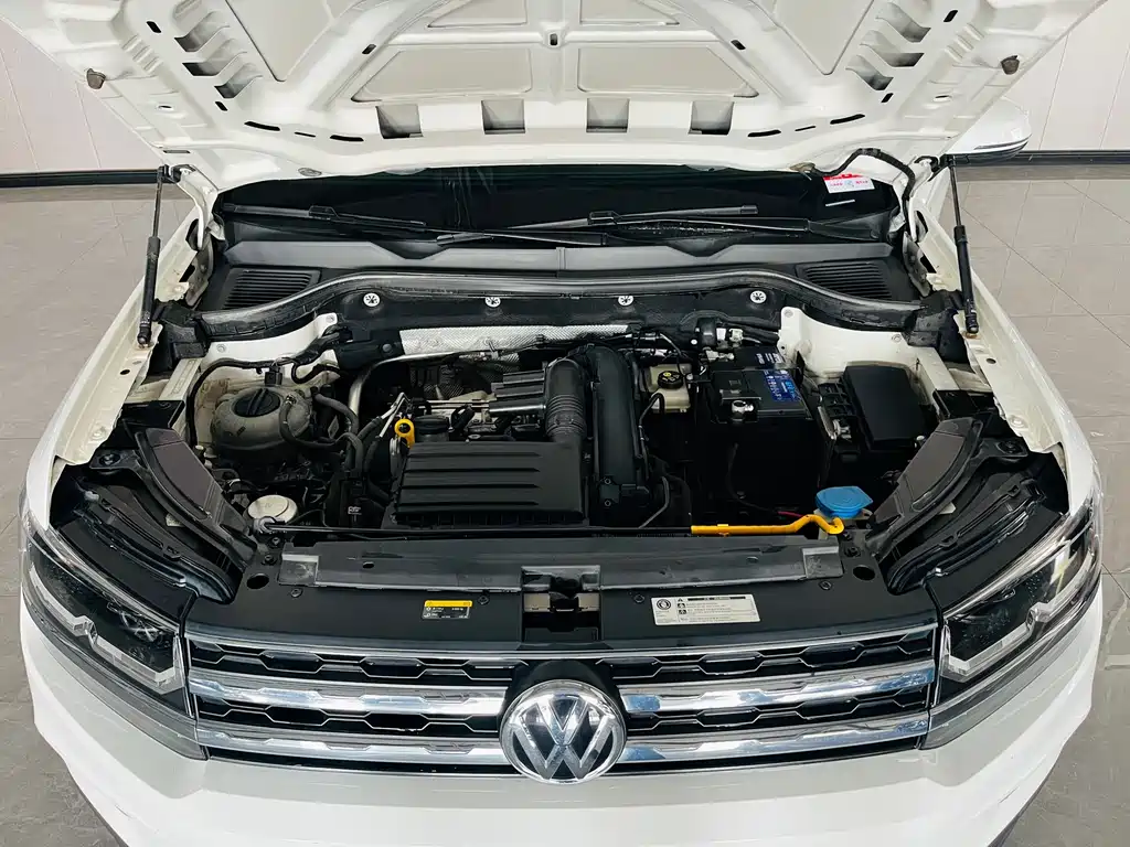 Volkswagen Tharu 2020