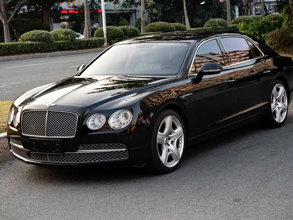 Bentley Flying Spur 2013 — фото 2