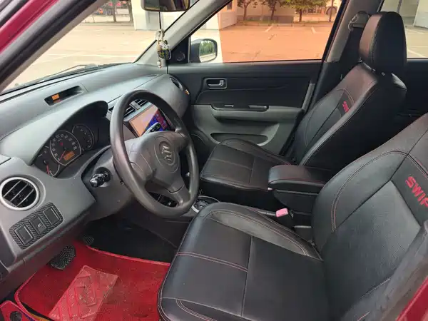 Suzuki Swift 2015