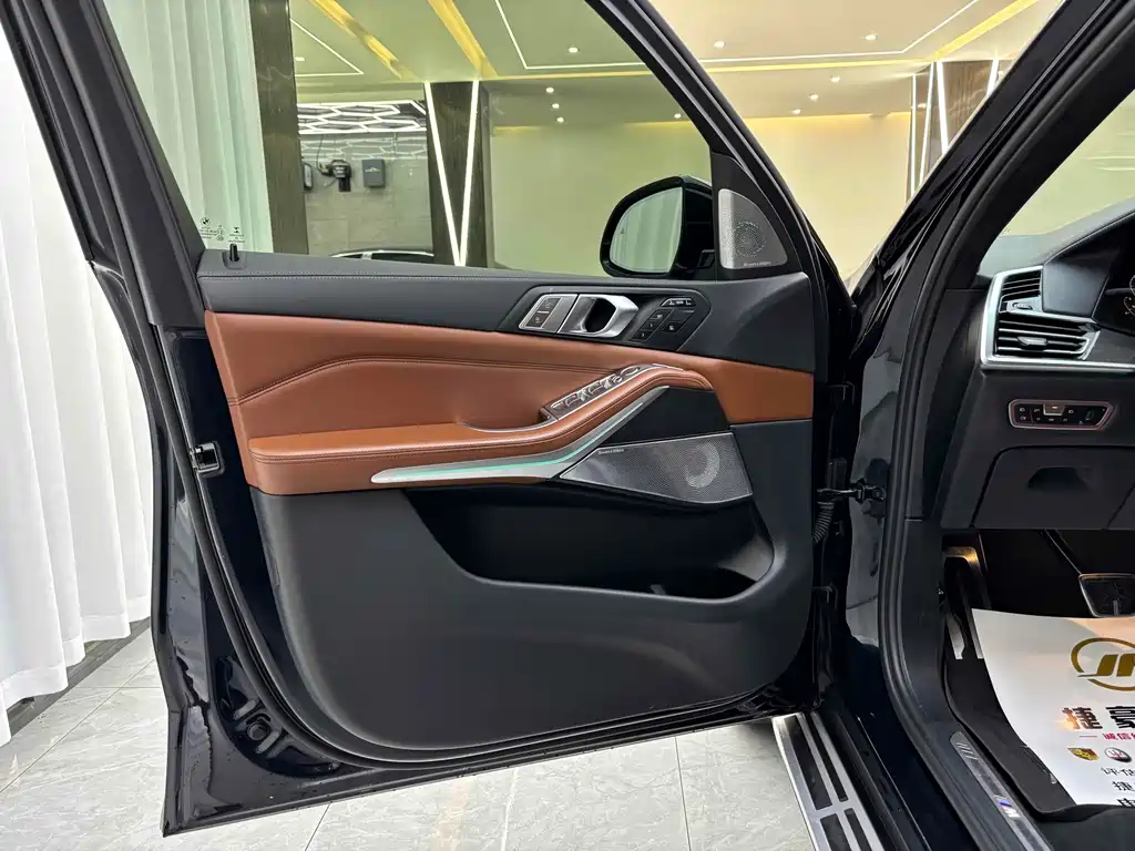 BMW X7 2020 — фото 4