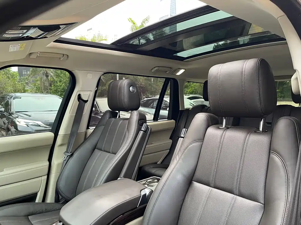 Land Rover Range Rover 2017 — фото 12