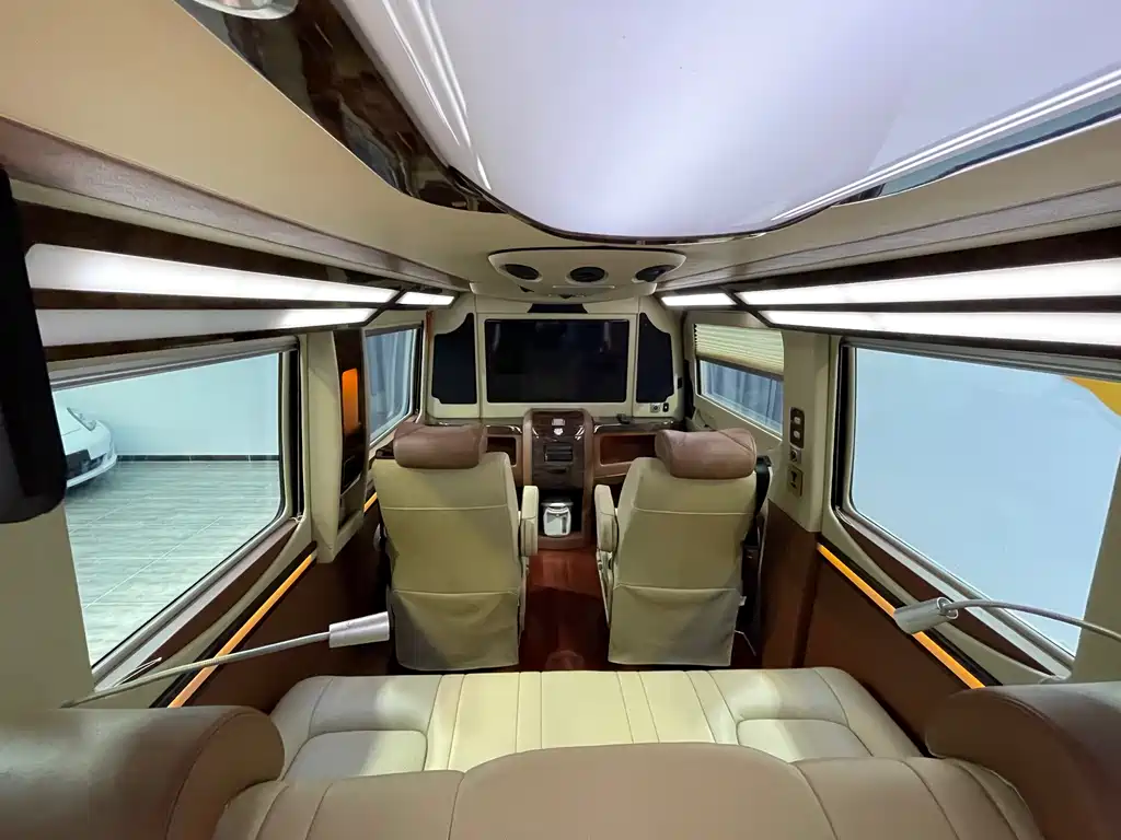 Mercedes-Benz Sprinter 2017 — фото 10