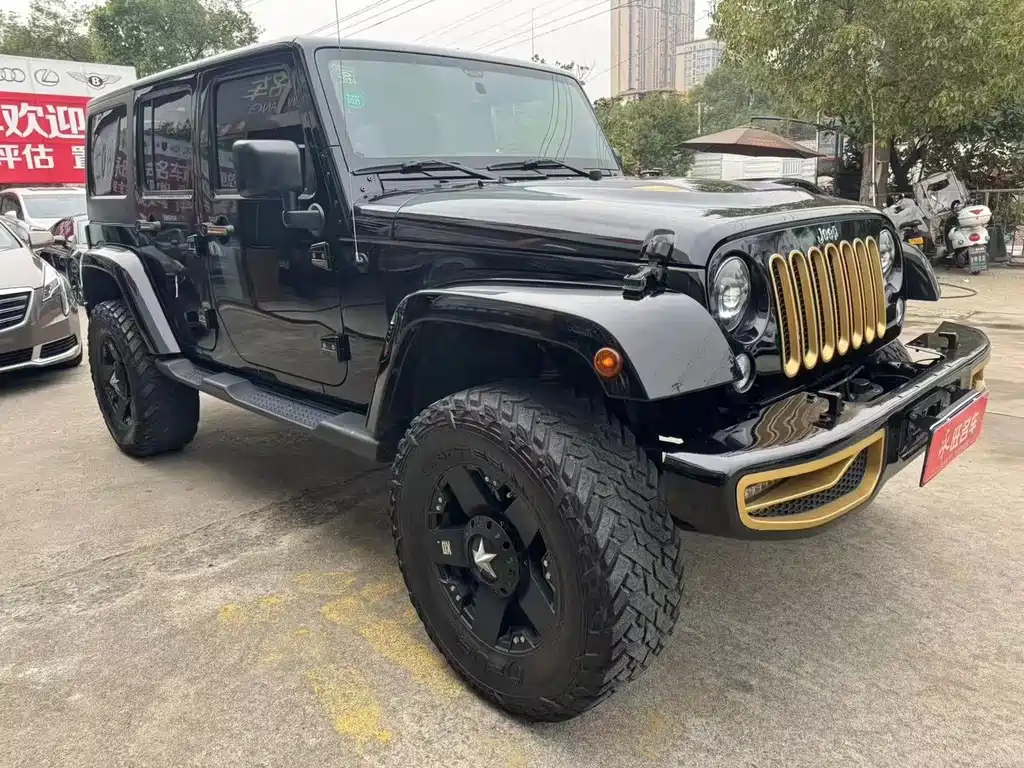 Jeep Wrangler 2014 — фото 2