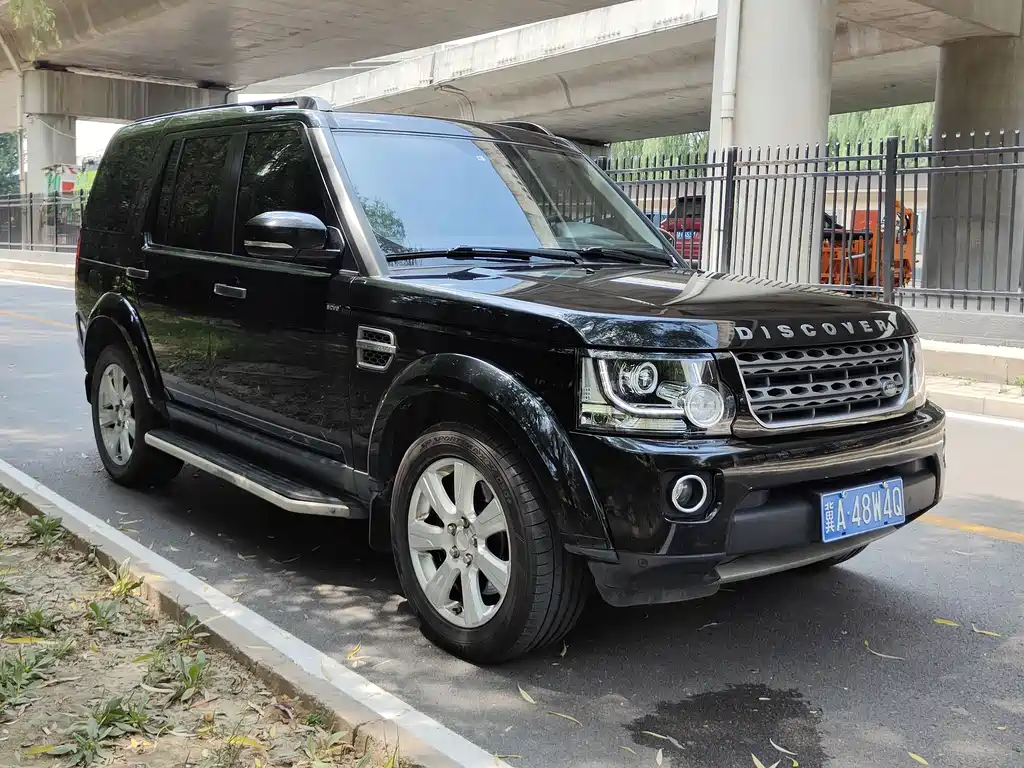Land Rover Discovery 2014 — фото 3