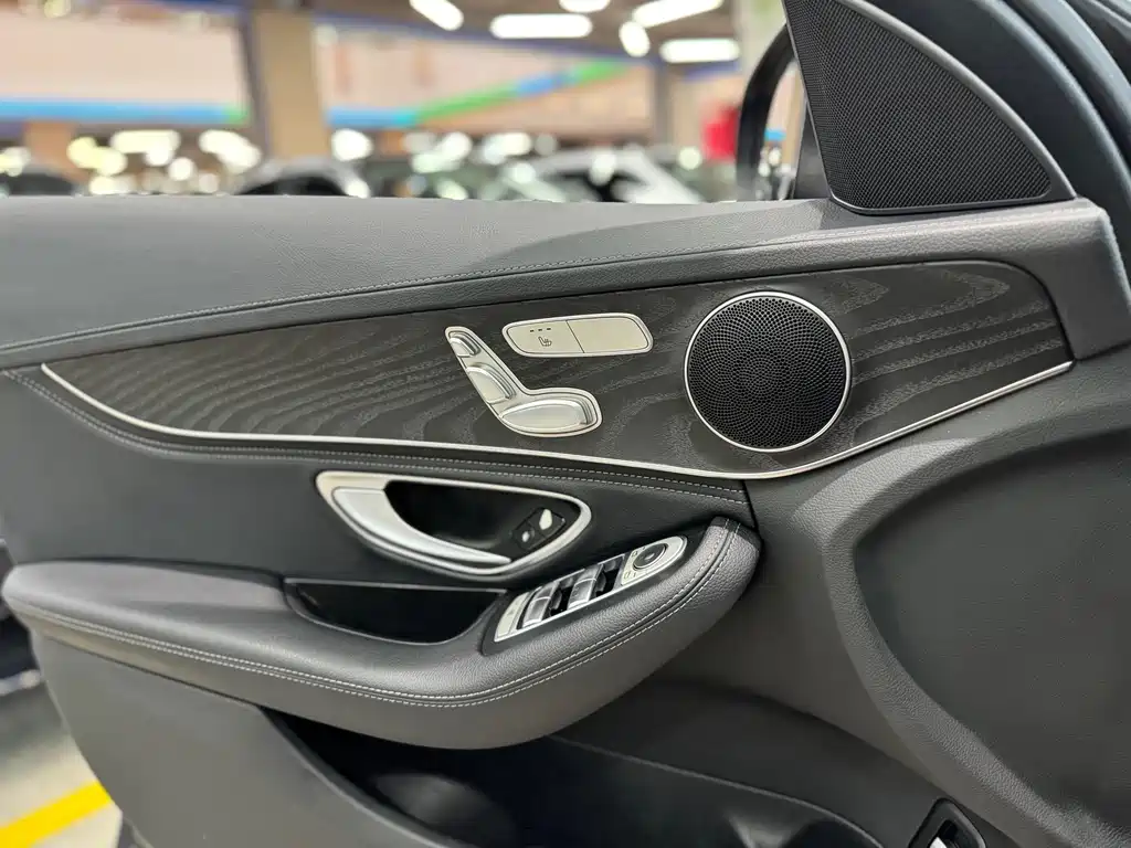 Mercedes-Benz C-Class 2015 — фото 24