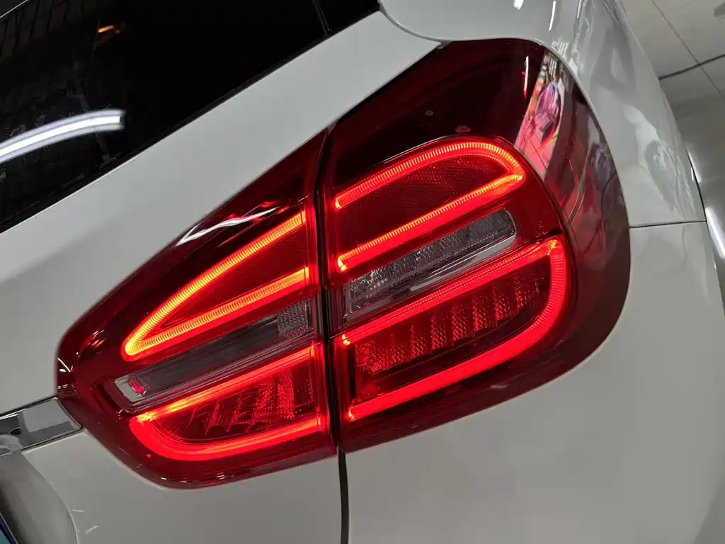 Mercedes-Benz GLA 2015 — фото 13