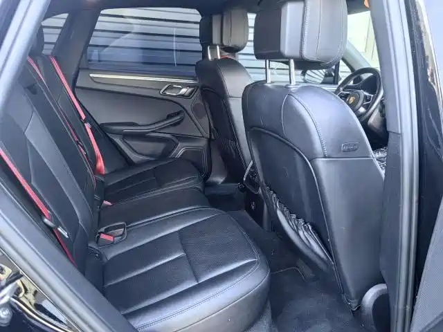 Porsche Macan 2021 — фото 15