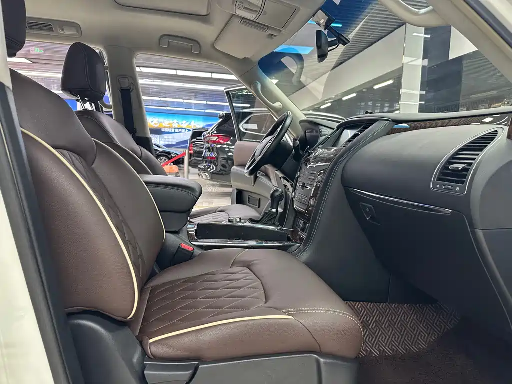 Nissan Patrol 2018 — фото 12