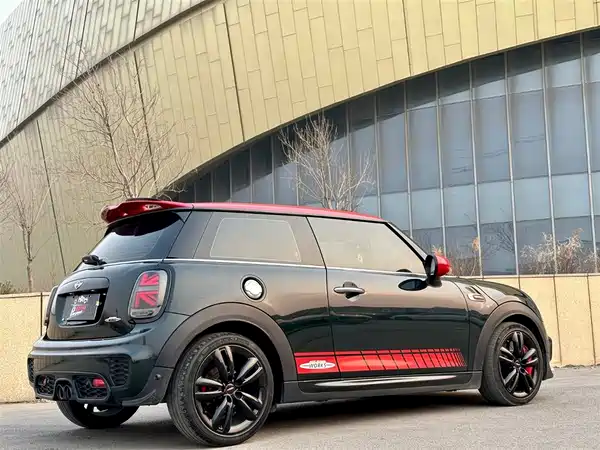 MINI JCW 2016